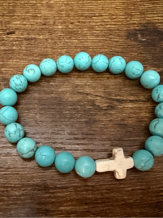 Jewelry - Turquoise Beaded Bracelet with Cross Accent